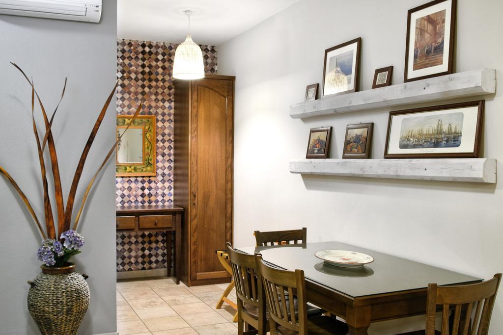 Niriides Luxury Apartments Sívota Habitación foto